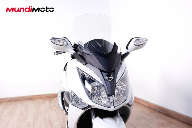 Motorbike image 4