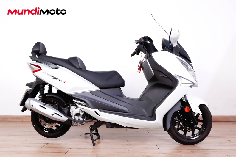 Motorbike image 0