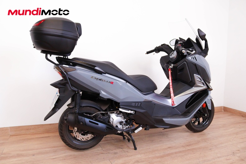 Motorbike image 2
