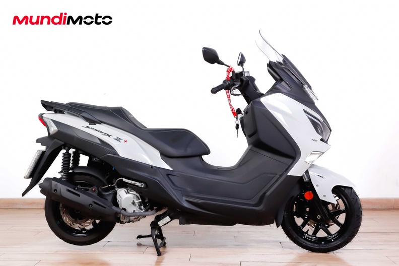 Motorbike image 0