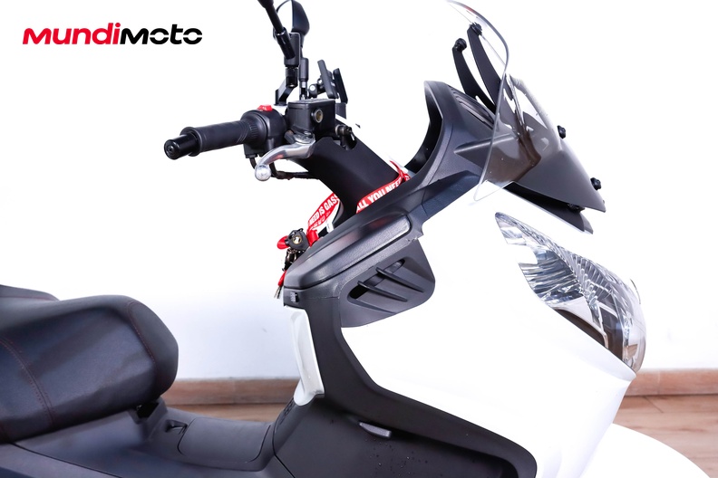 Motorbike image 13