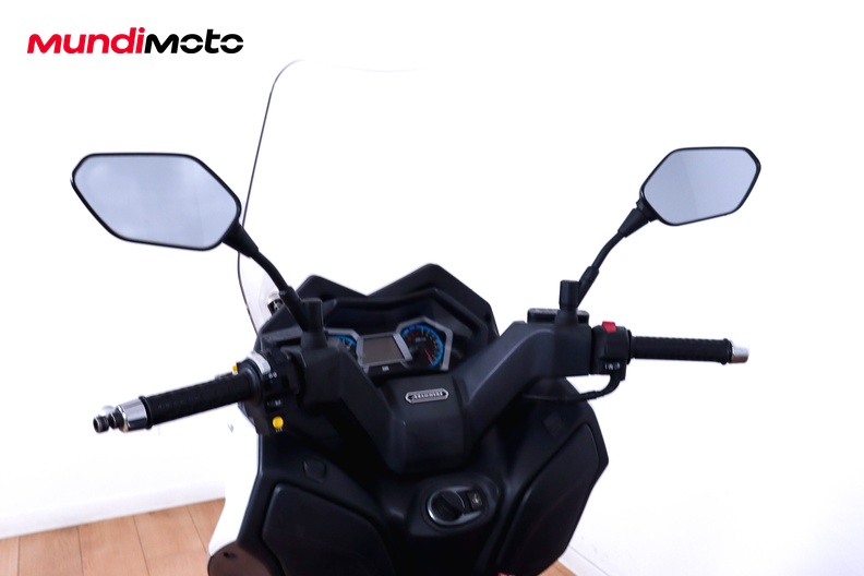 Motorbike image 10