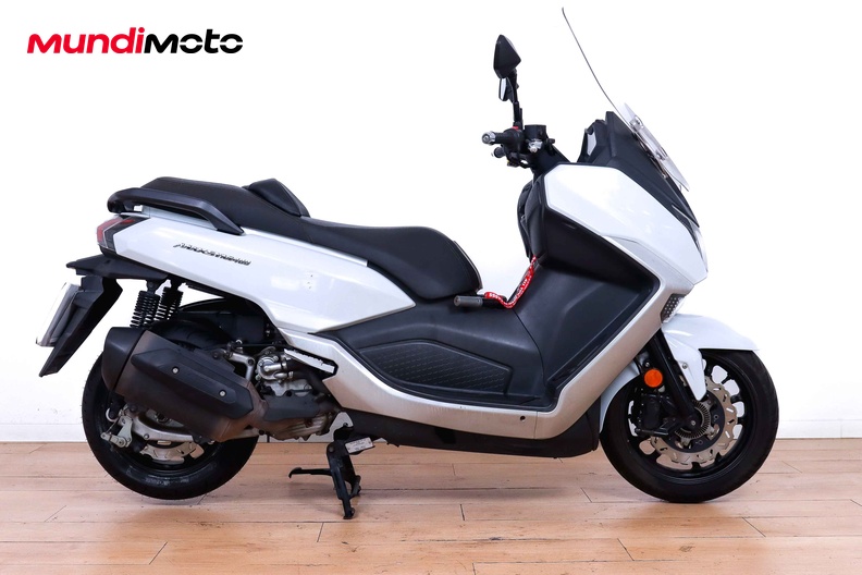 Motorbike image 0