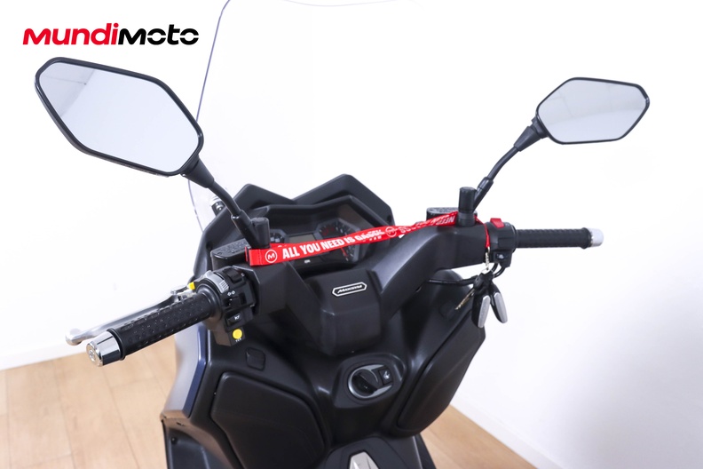 Motorbike image 10