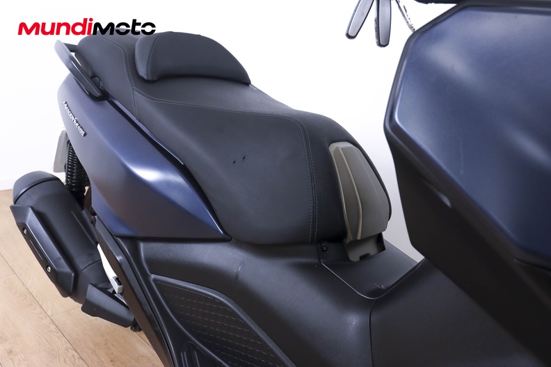 Motorbike image 12