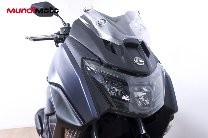 Motorbike image 4