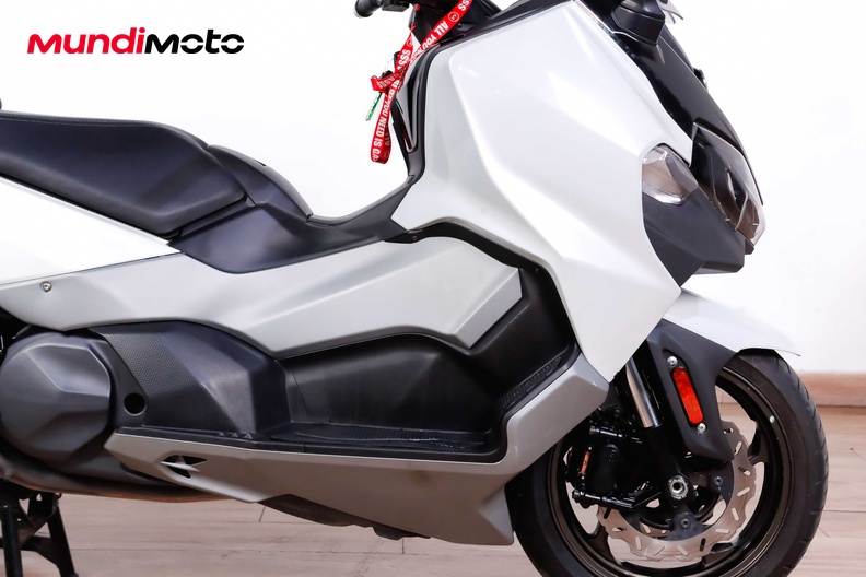 Motorbike image 12