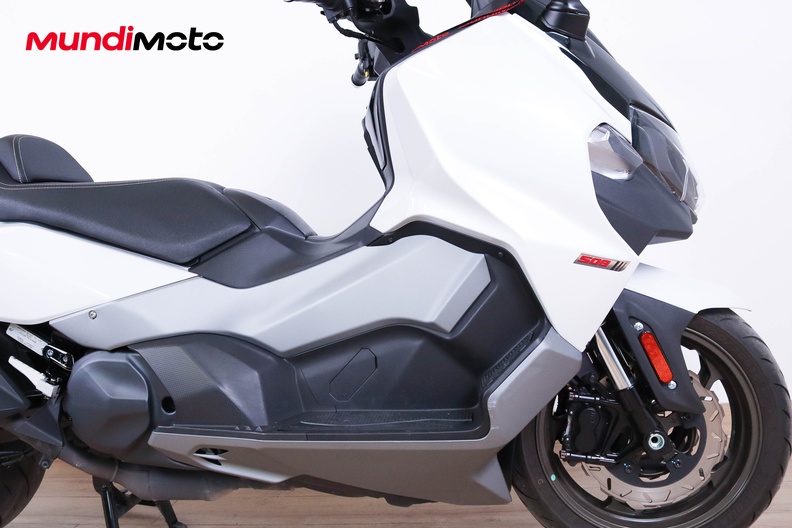 Motorbike image 12