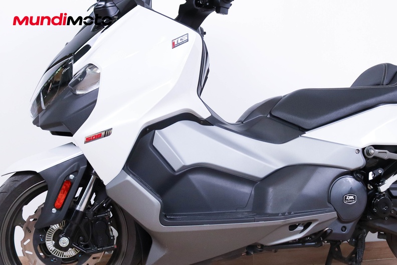 Motorbike image 9