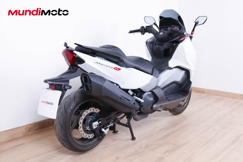Motorbike image 1