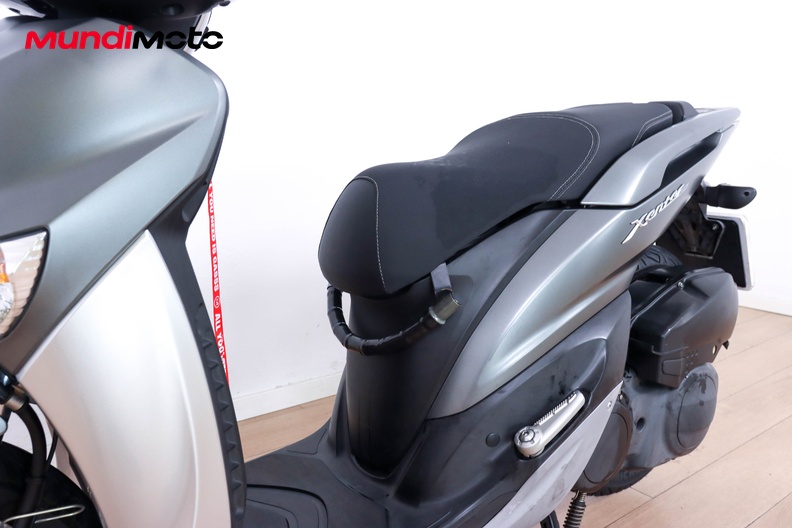 Motorbike image 8