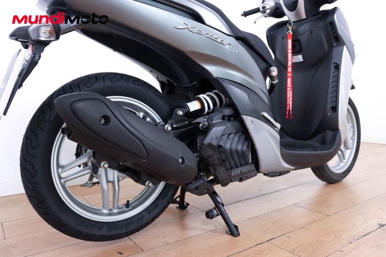 Motorbike image 3