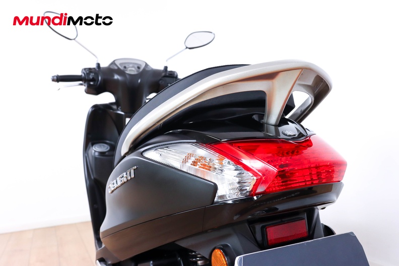 Motorbike image 9