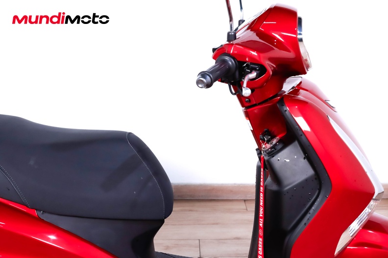 Motorbike image 13