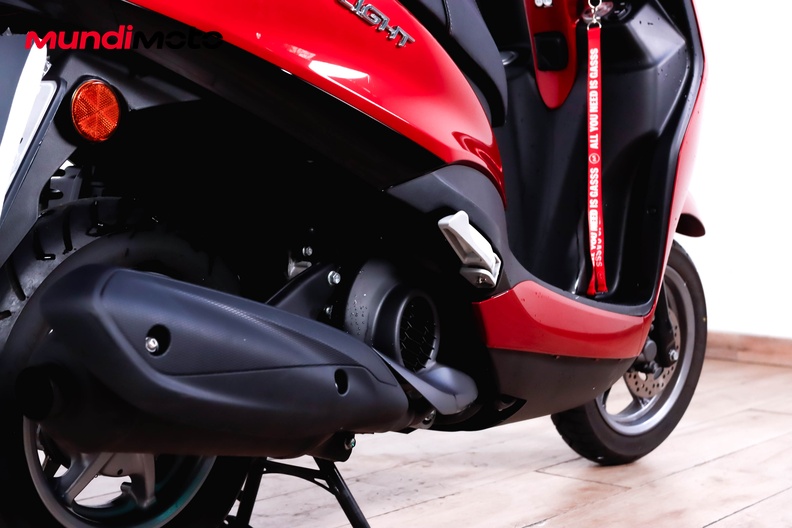 Motorbike image 3