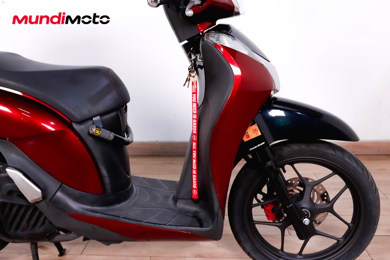 Motorbike image 12