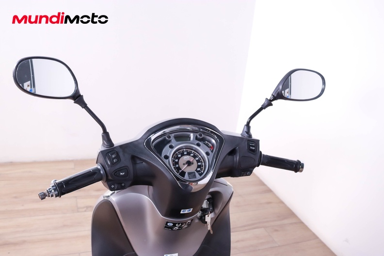 Motorbike image 10