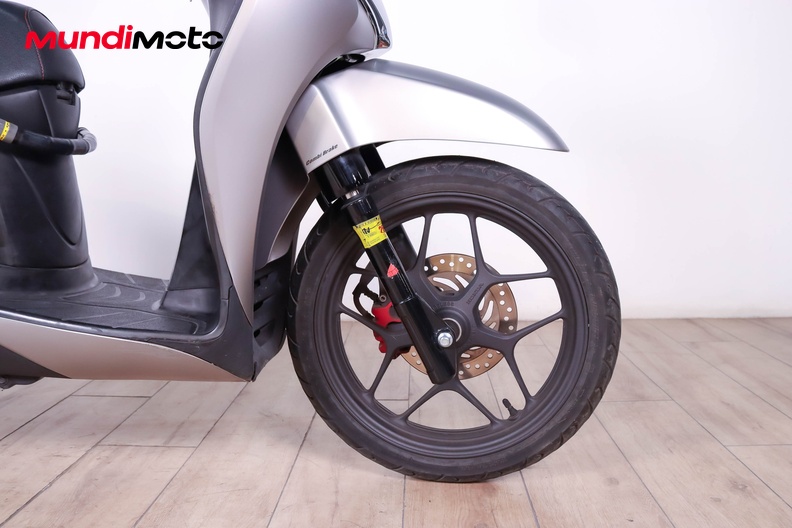Motorbike image 12