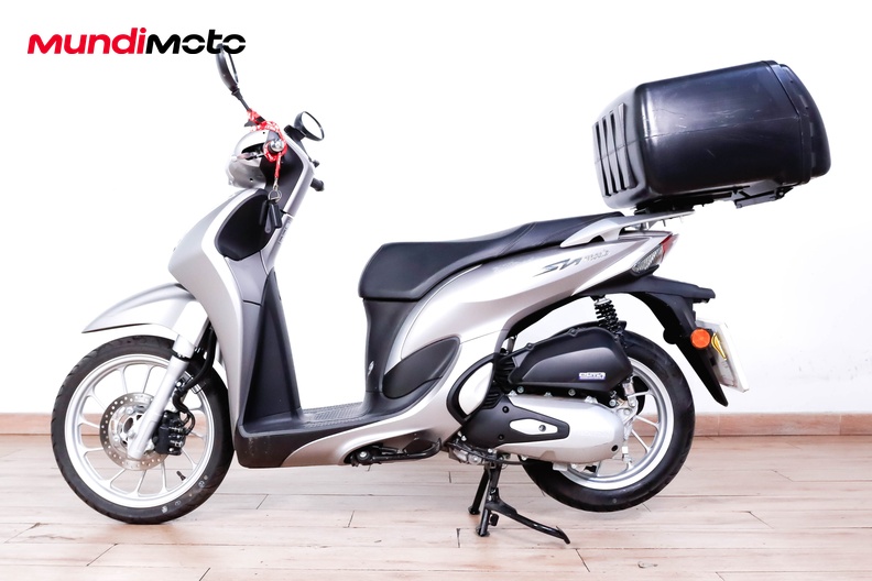 Motorbike image 5