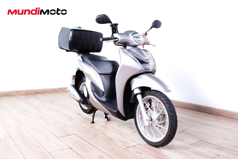 Motorbike image 1