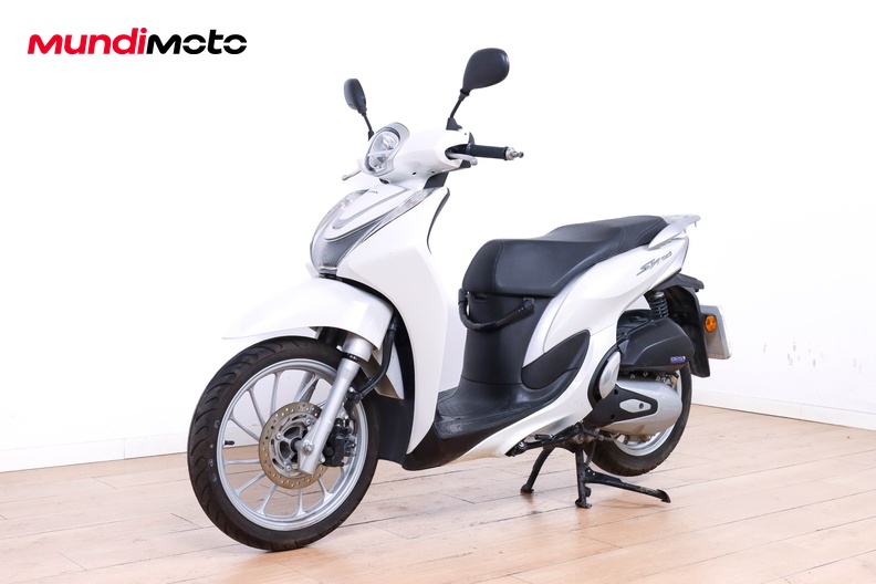 Motorbike image 7