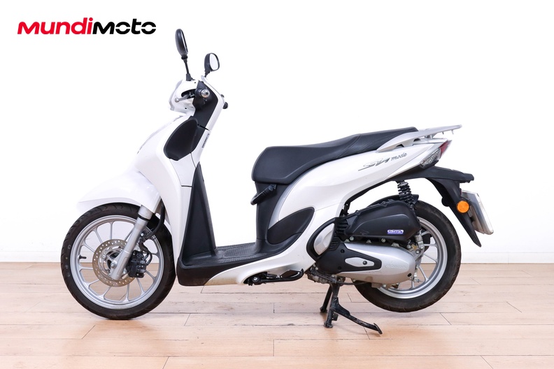 Motorbike image 5