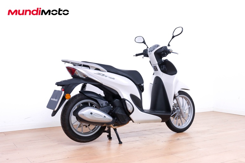 Motorbike image 2