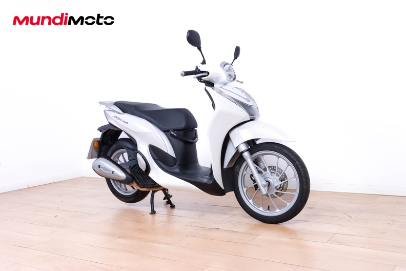 Motorbike image 1