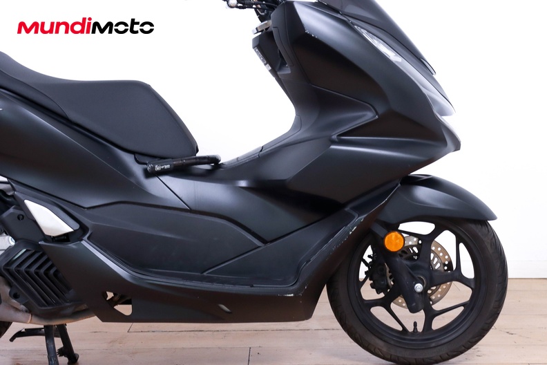 Motorbike image 13