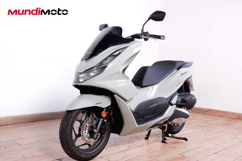 Motorbike image 7