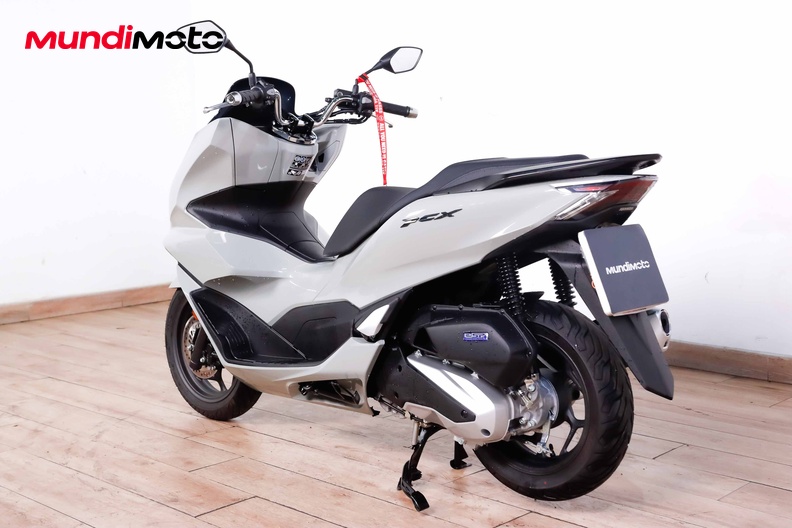Motorbike image 6
