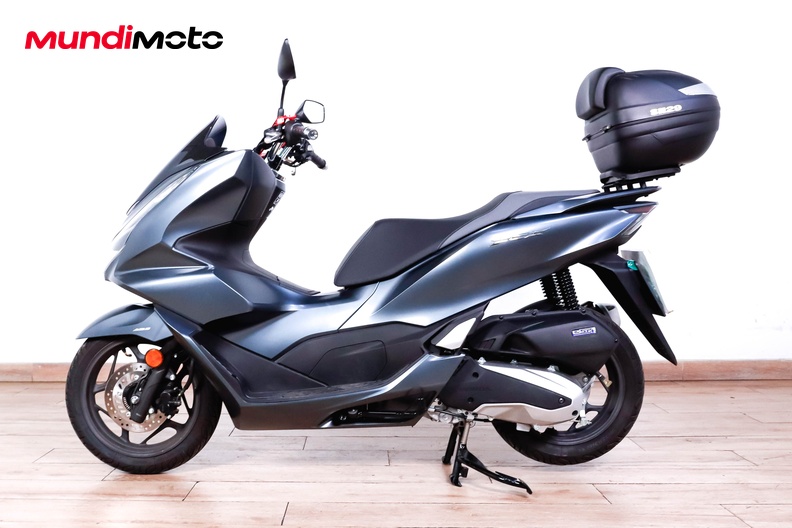 Motorbike image 5