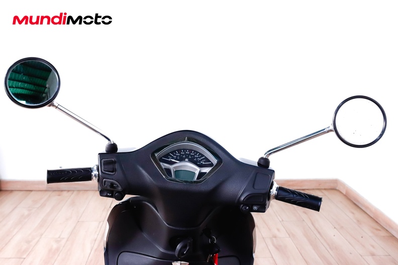 Motorbike image 10