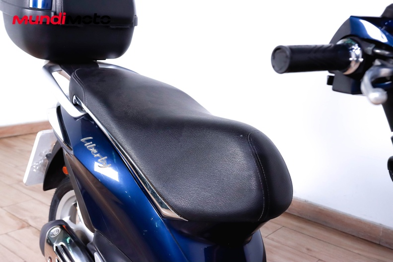 Motorbike image 12