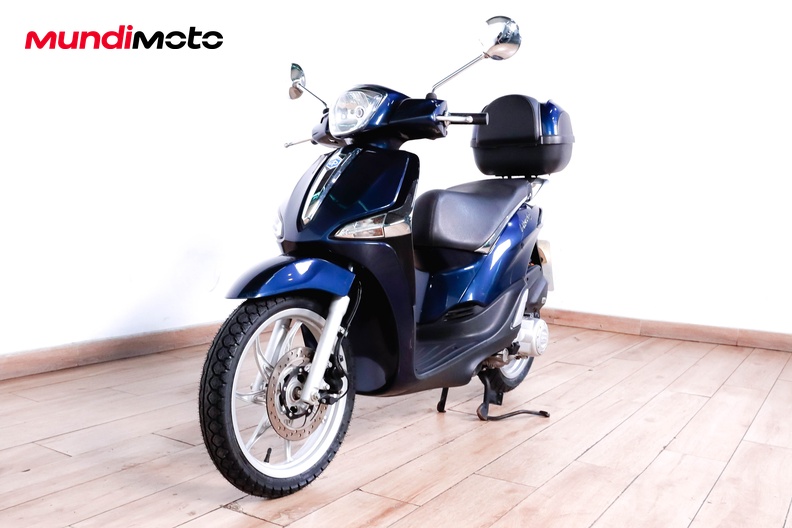 Motorbike image 7