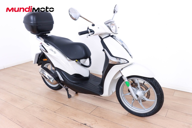 Motorbike image 1