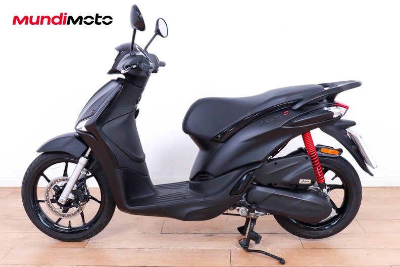 Motorbike image 5