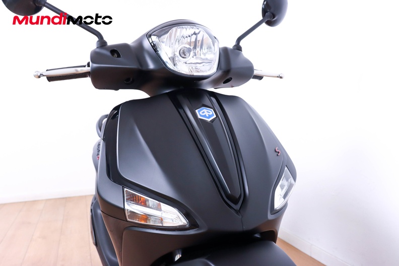 Motorbike image 4