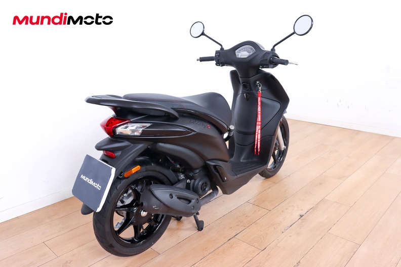 Motorbike image 2