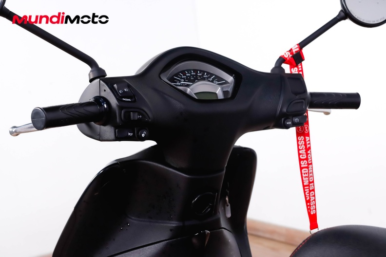 Motorbike image 10