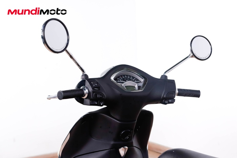 Motorbike image 10