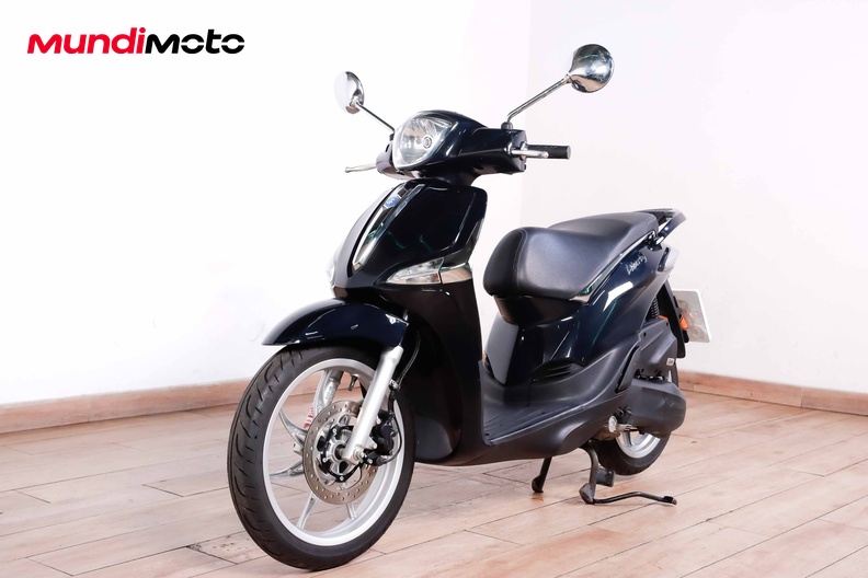 Motorbike image 7