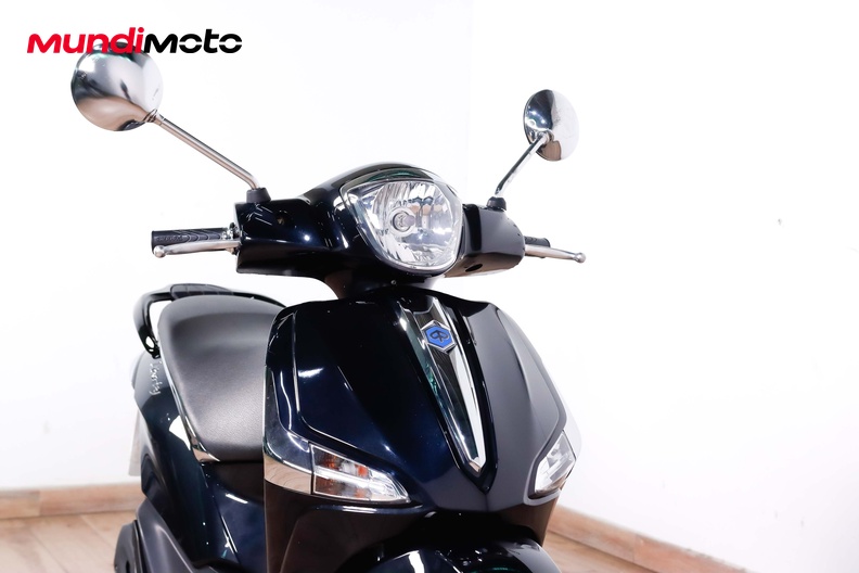 Motorbike image 4