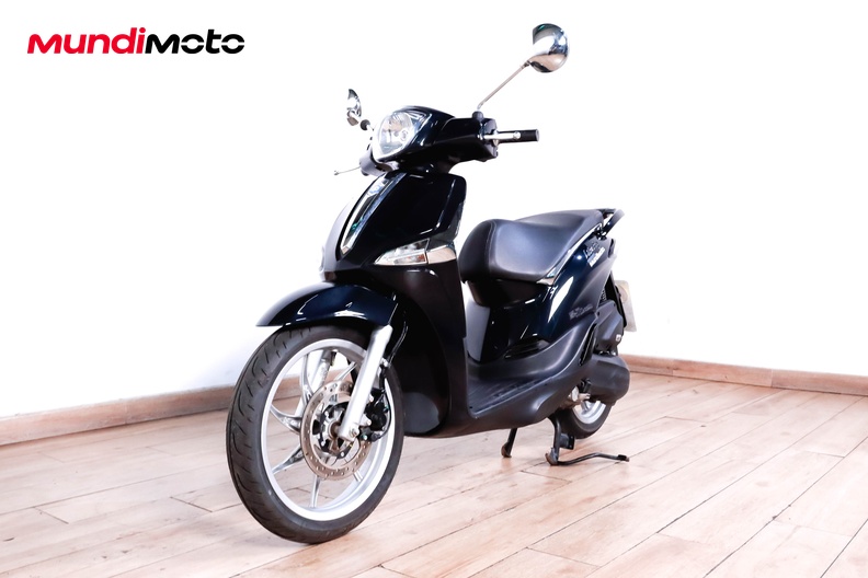 Motorbike image 7