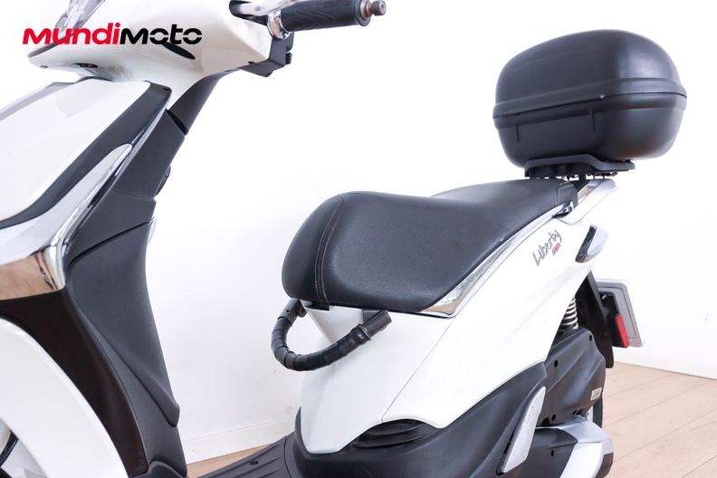 Motorbike image 8