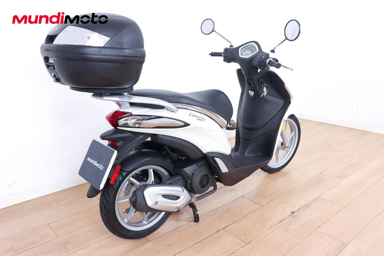 Motorbike image 2