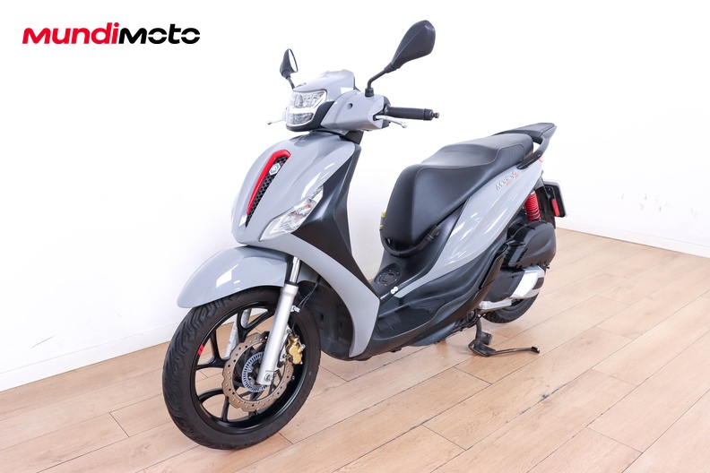 Motorbike image 7