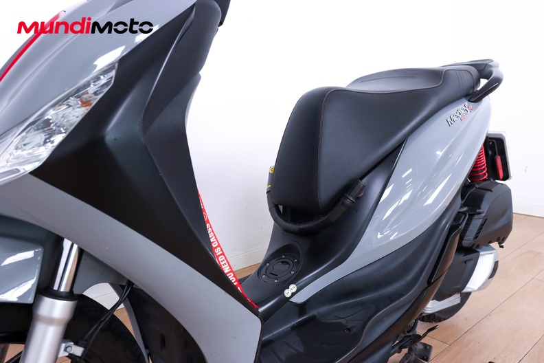 Motorbike image 8