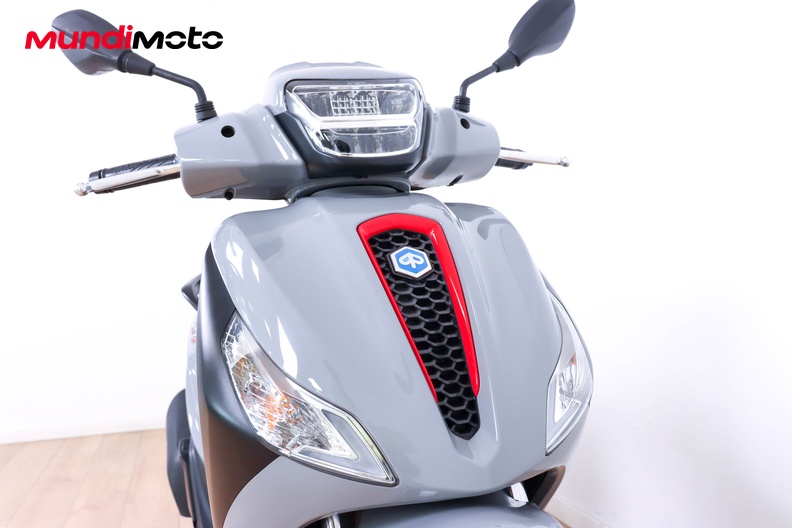 Motorbike image 4