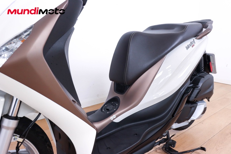 Motorbike image 8